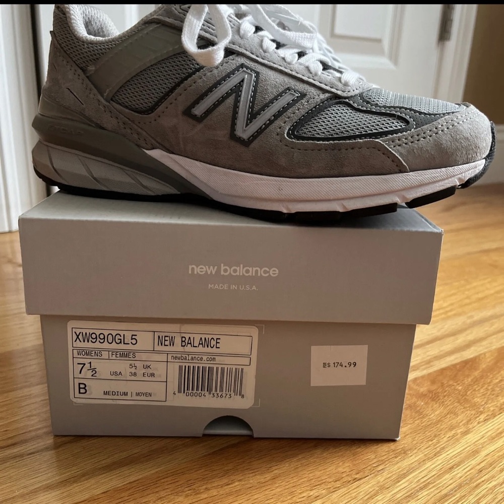 New Balance 990 V5 Women’s Size 7.5 Grey New in Box $195 Castlerock Gray 9990v5